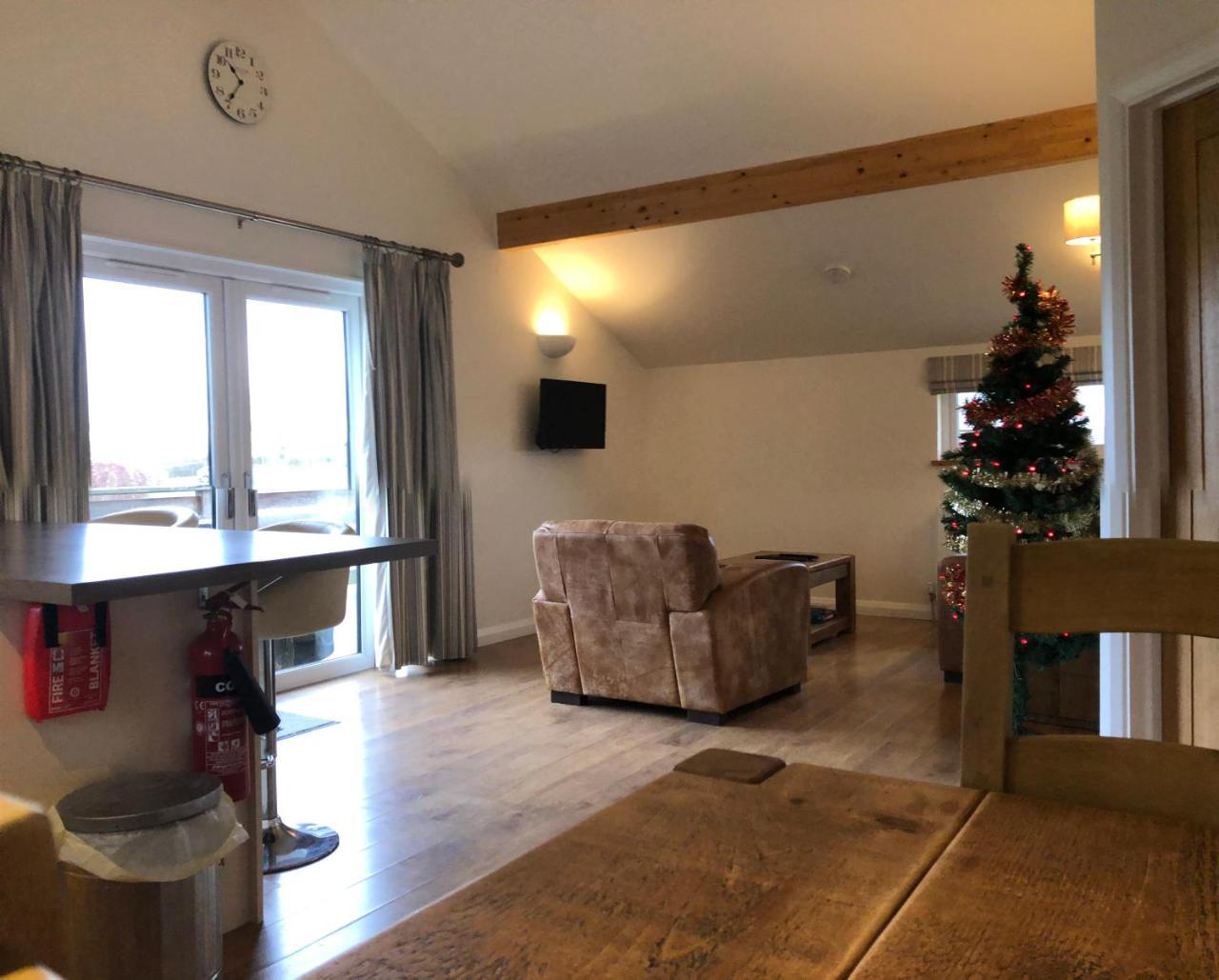 Fields End Lodges Doddington  Εξωτερικό φωτογραφία